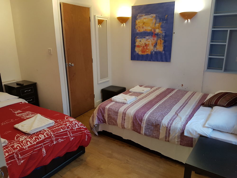 Kings Cross Hotel Лондон Екстер'єр фото
