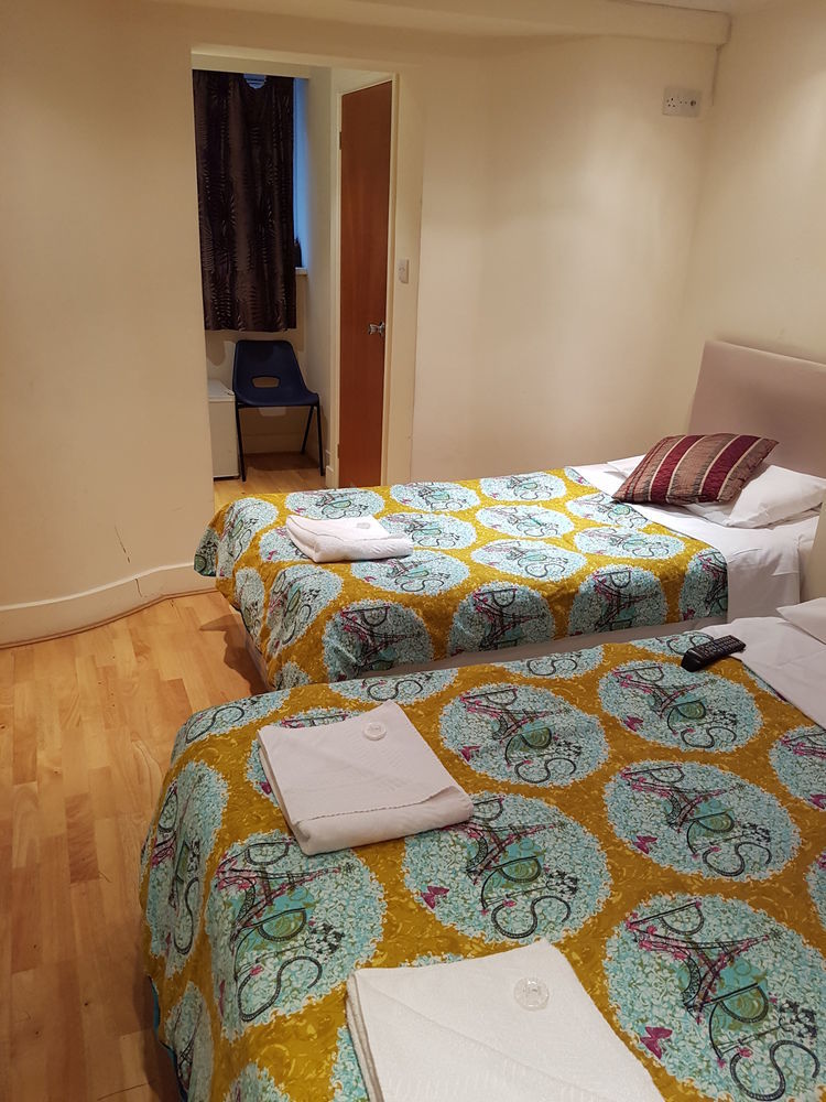 Kings Cross Hotel Лондон Екстер'єр фото