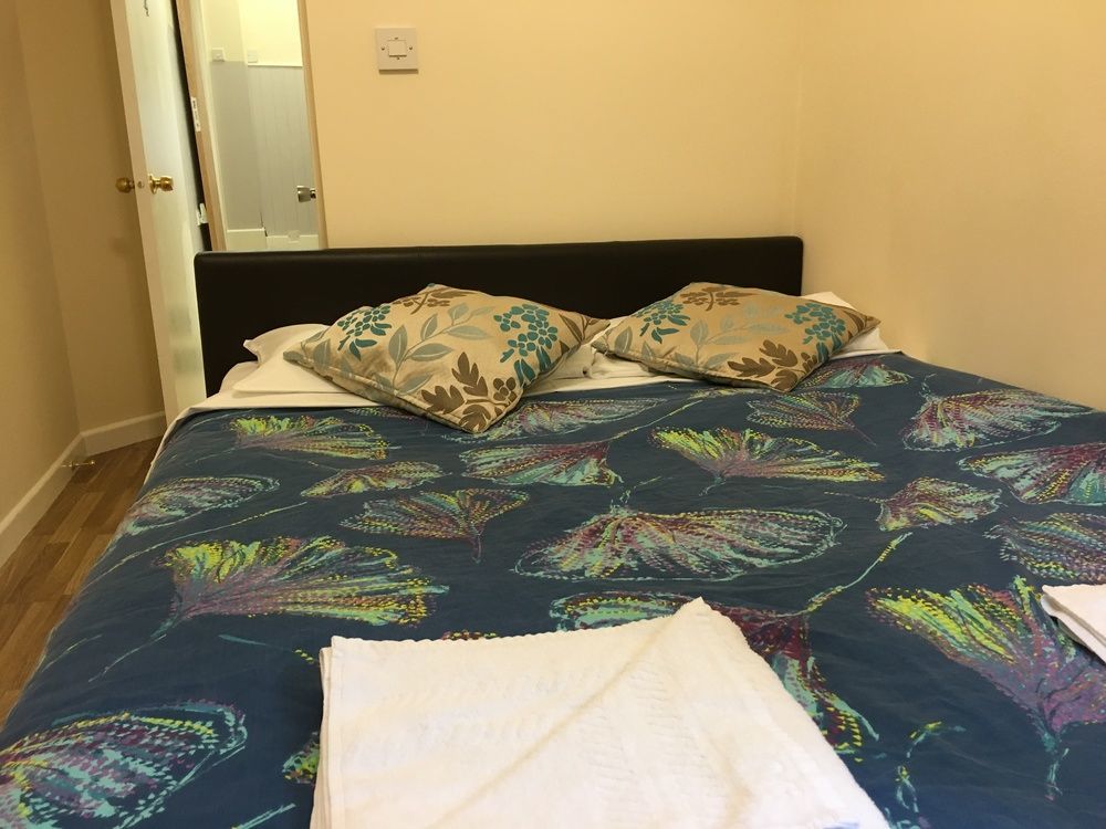 Kings Cross Hotel Лондон Екстер'єр фото