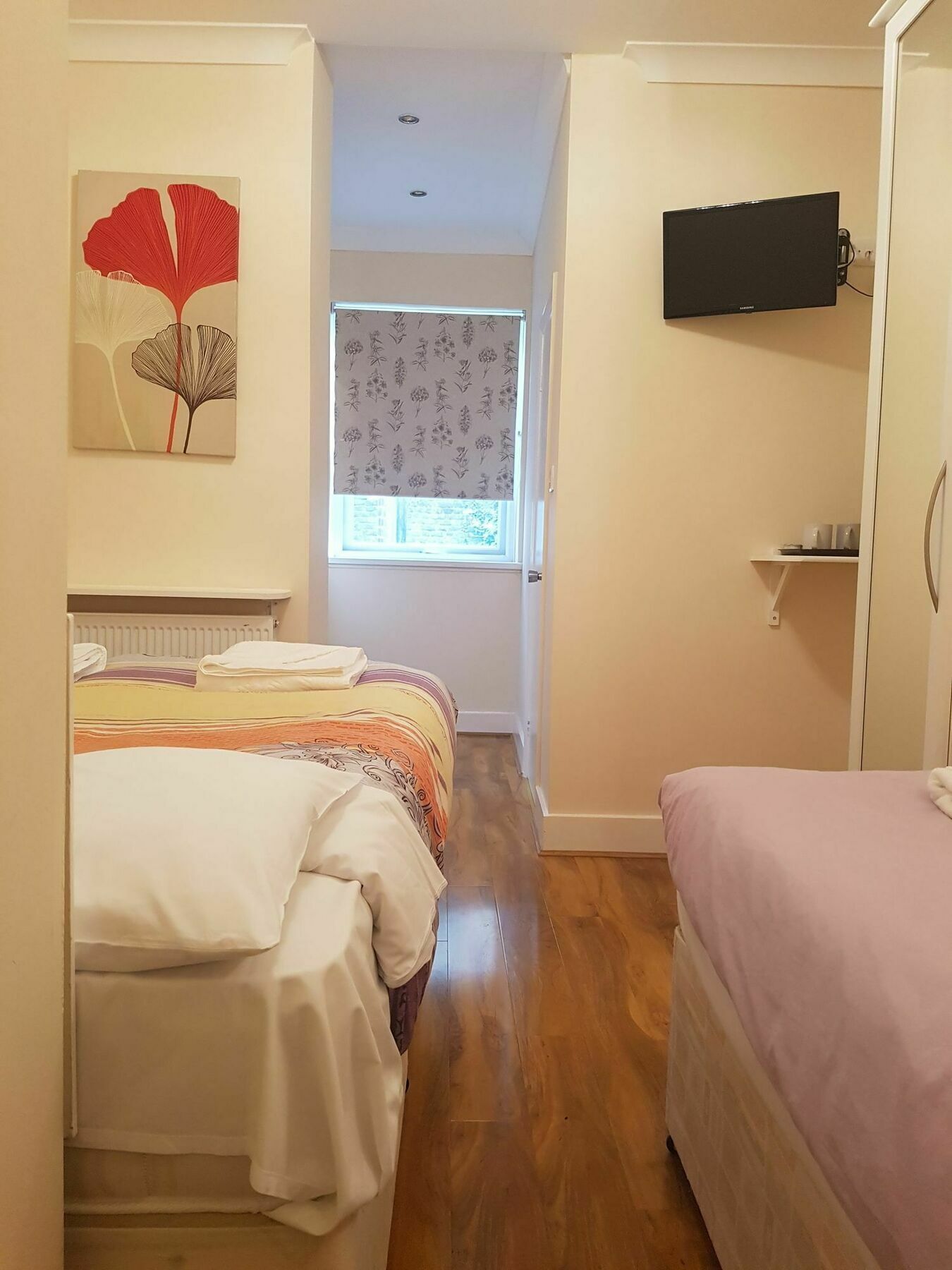 Kings Cross Hotel Лондон Екстер'єр фото