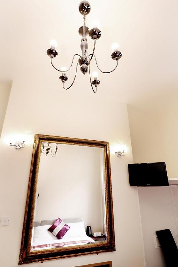 Kings Cross Hotel Лондон Екстер'єр фото